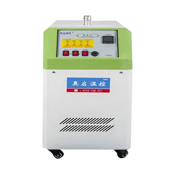 Vandeniu aušinamas recirkuliacinis aušintuvas